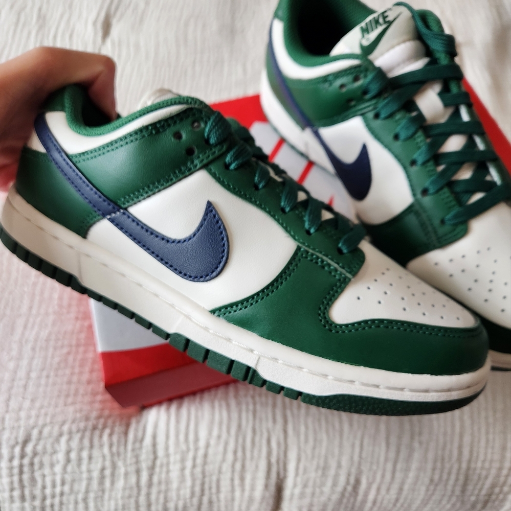 NIKE Low Dunks Gorge Green Retro